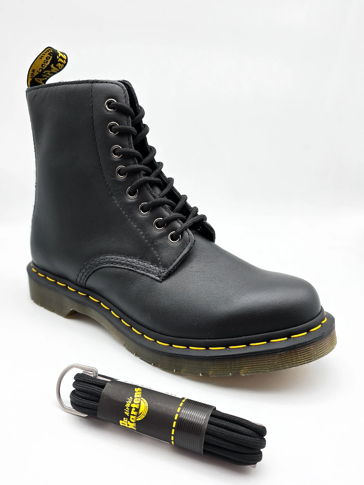 DR. MARTENS ROUND SHOE LACES BLACK 140cm