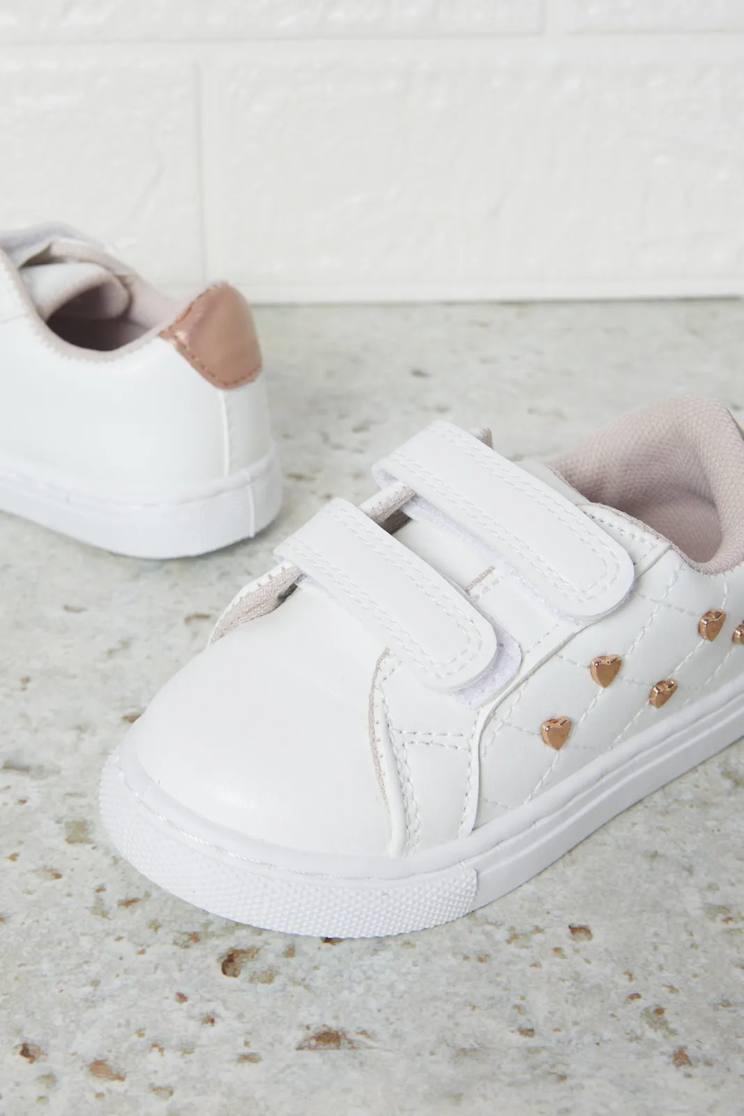 Infant Girls White Embellished Studs Sneakers