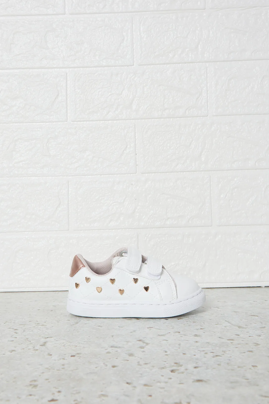 Infant Girls White Embellished Studs Sneakers