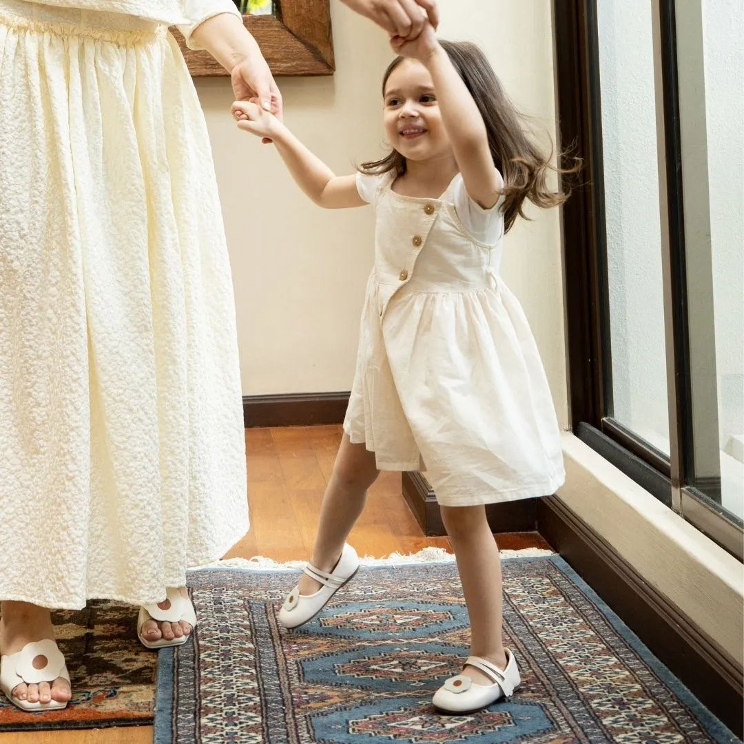 Mini Hana Ballerina Flats in White