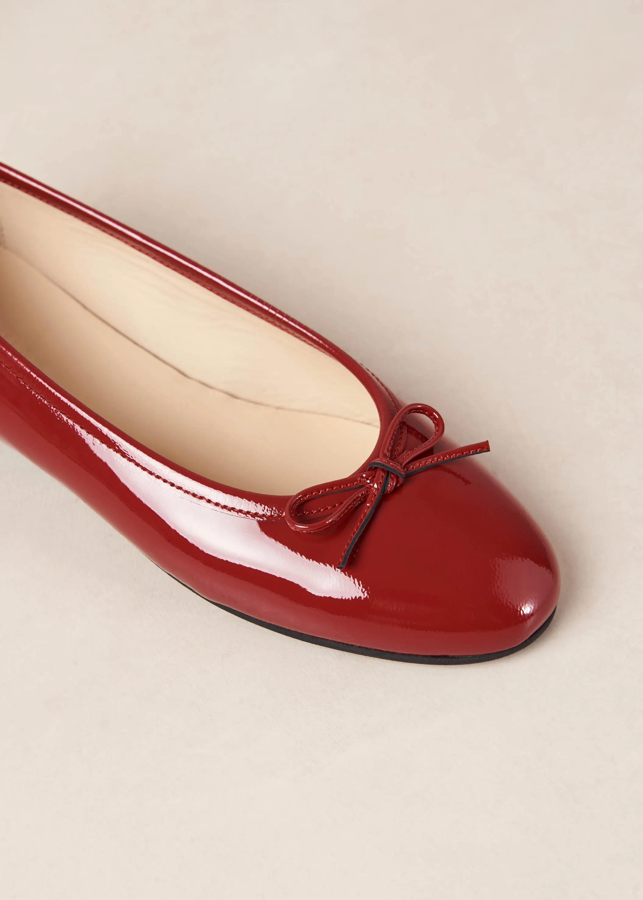 Oriana Onix Red Leather Ballet Flats