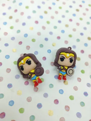 WONDER WOMEN SHOE CHARMS - MULTICOLOUR